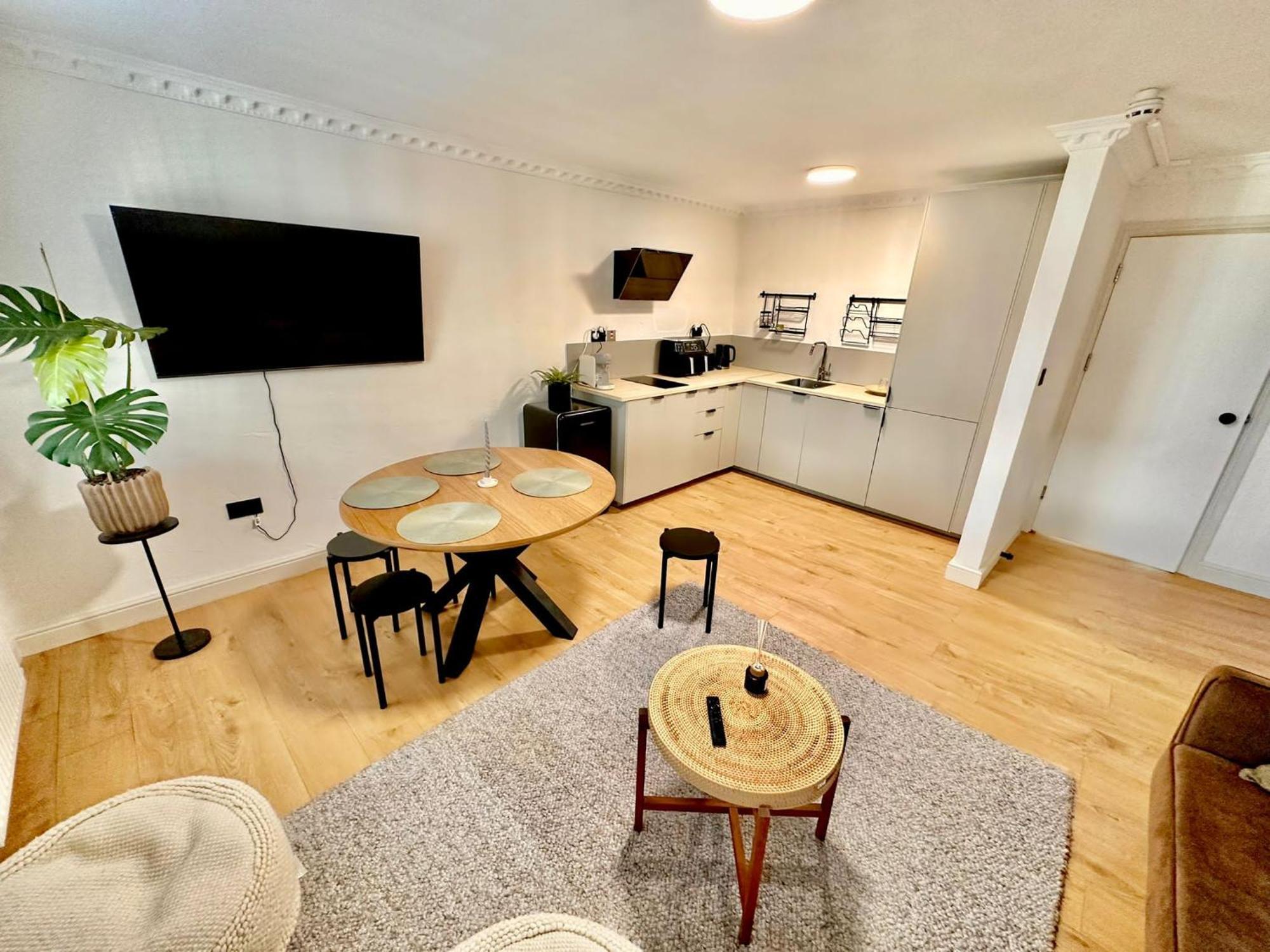 Flat 6 In Aldgate * Londra
